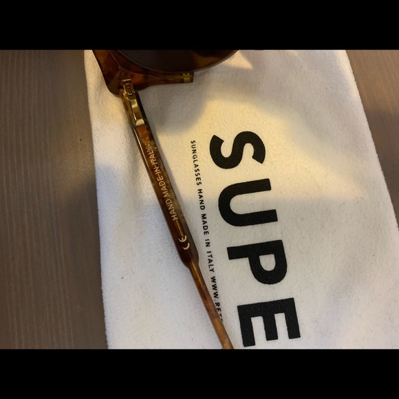 Super Retro Frames Sunglasses - Picture 4 of 5